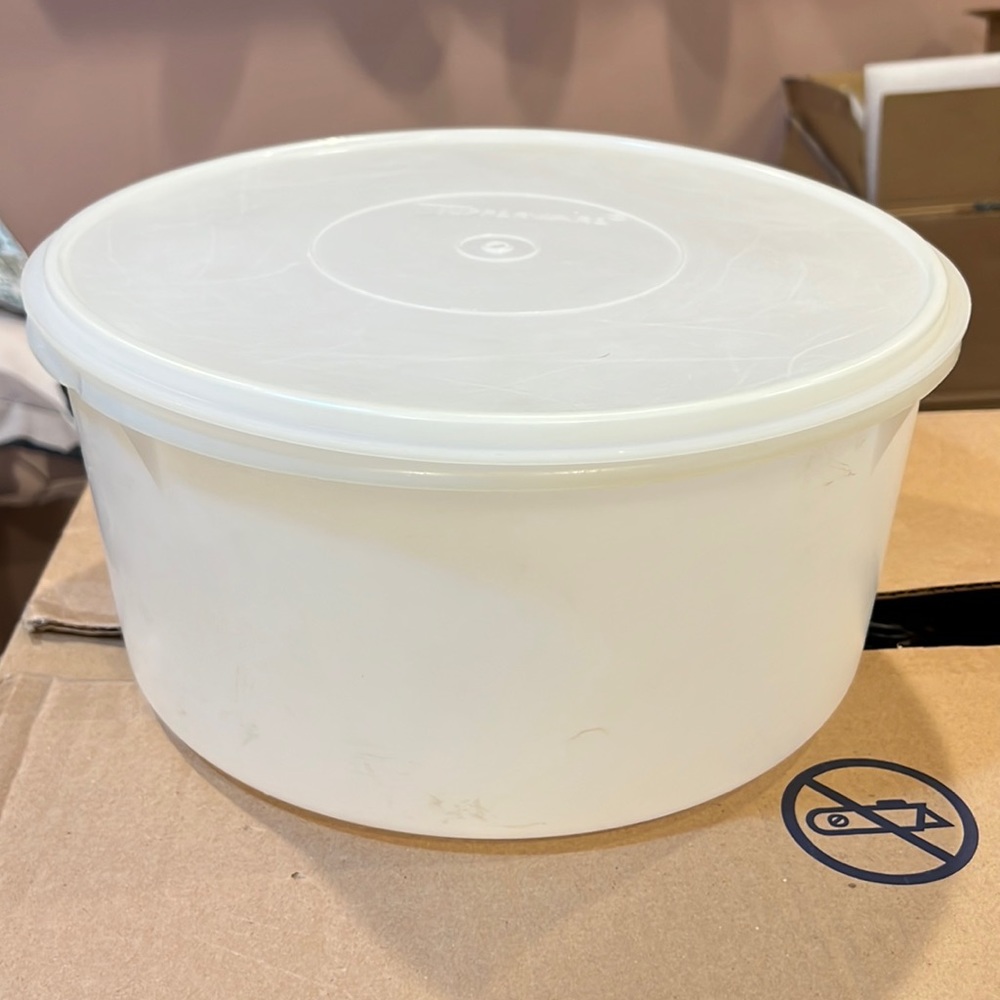 Large Round Tupperware 12” wide by 6” deep